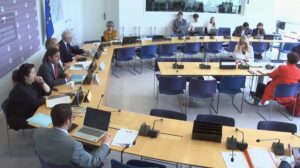 La Asamblea Nacional francesa aprueba una resolución contra el impacto de las leyes extraterritoriales, incluida la Ley Helms-Burton. Foto: Cubaminrex-Embacuba Francia.