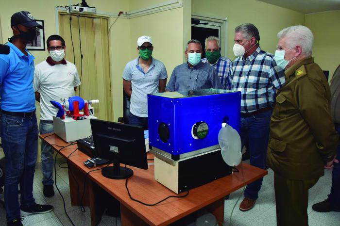Reconoce Díaz-Canel aporte trascendental de la ciencia cubana en la batalla frente a la COVID-19