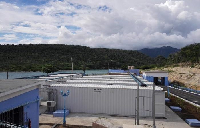 Nueve plantas desalinizadoras permitirán acceso de comunidades al agua potable