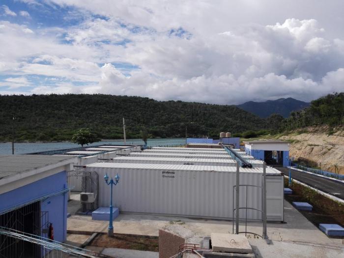 Nueve plantas desalinizadoras permitirán acceso de comunidades al agua potable