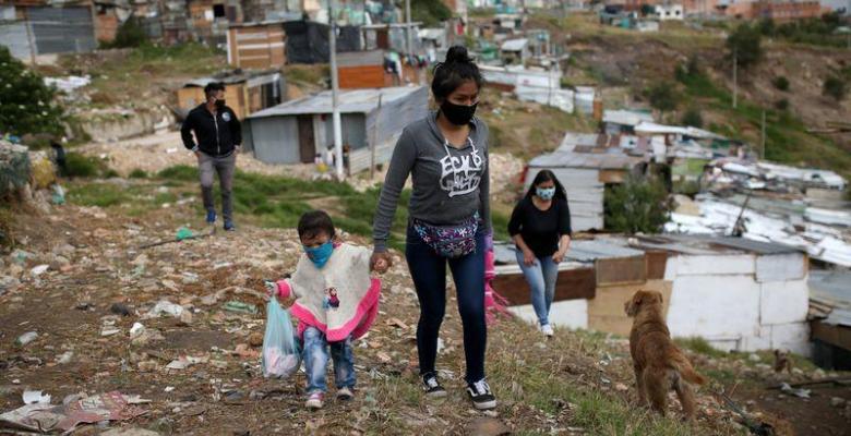 Residentes del sur de capital colombiana se enfrentan a desalojo a pesar de la cuarentena