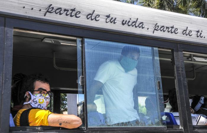 El 52,7 % de los casos con la COVID-19 en Cuba son asintomáticos