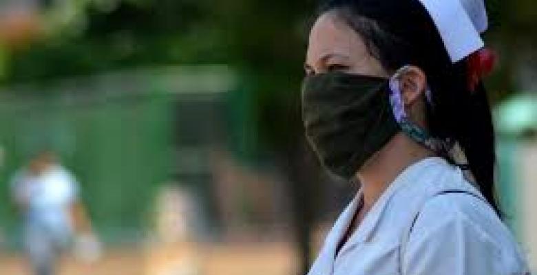 Reconoce ministro de Salud Pública a las enfermeras cubanas en su día