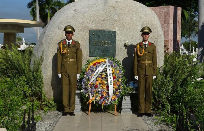 Homenaje al eterno padre Fidel