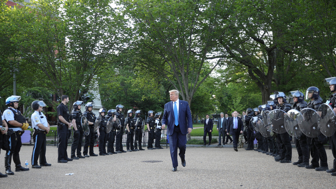 Trump amenaza con activar el Ejército ante los disturbios invocando la Ley de Insurrección de 1807: ¿en qué consiste la ley y cuántas veces se aplicó?