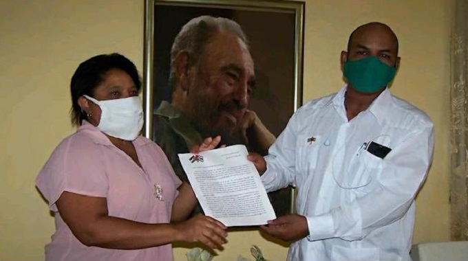Estudiantes extranjeros de medicina apoyan Nobel de la Paz para la brigada cubana Henry Reeve