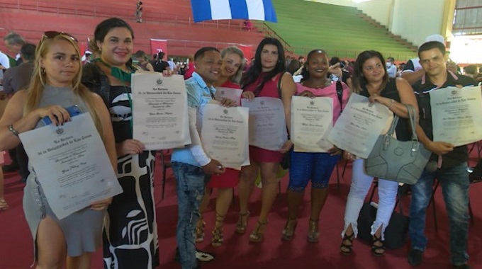 Se gradúan nuevos profesionales en la Universidad de Las Tunas