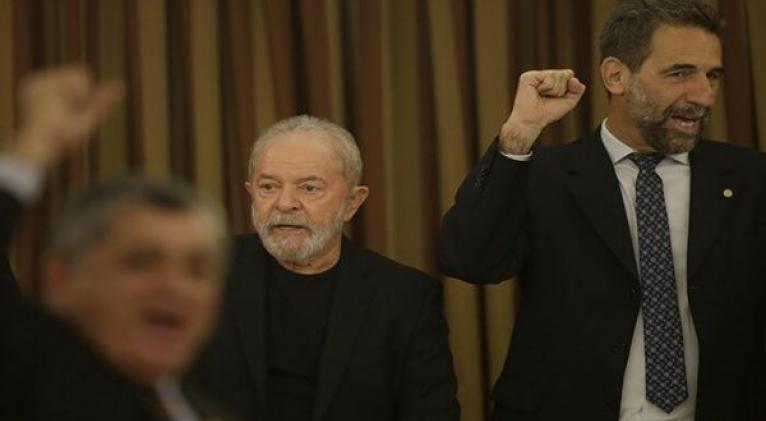 Corte Suprema retira denuncia contra expresidente Lula da Silva