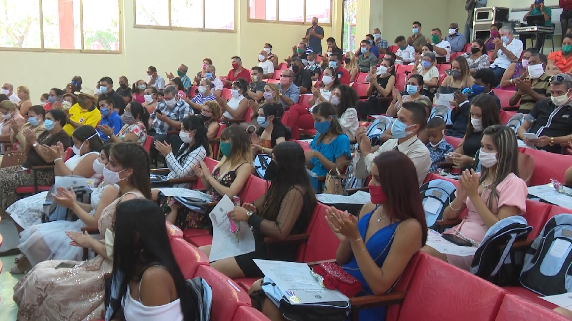 Egresan nuevos profesionales de la Educación Superior en #LasTunas