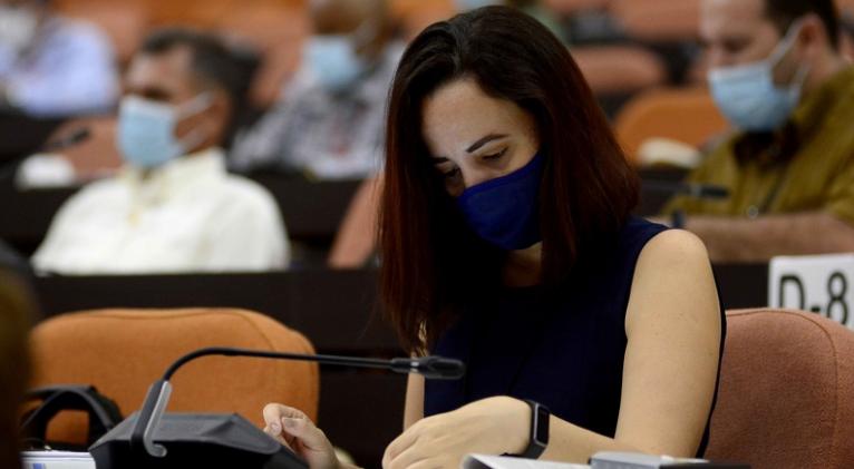 Diputados cubanos analizan hoy enfrentamiento a la covid y estrategia de desarrollo económico-social