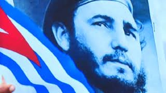Rinden homenaje comunicadores tuneros al líder de la Revolución Cubana en Las Tunas