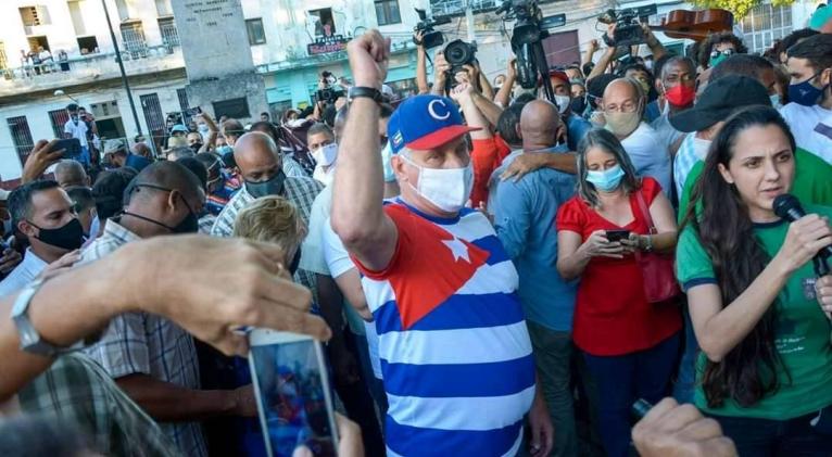 EN VIDEO: Asiste Díaz-Canel a manifestación juvenil en el Parque Trillo de La Habana (FOTOS)