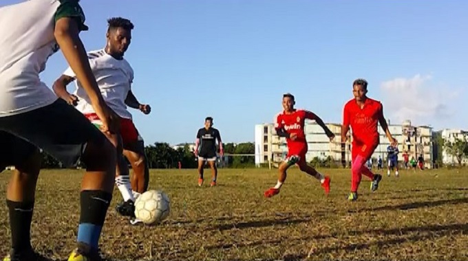 Fútbol tunero se alista para el campeonato nacional