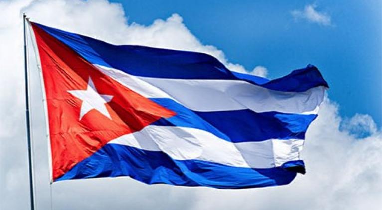 Rechaza presidente de Cuba ataques contra la cultura nacional
