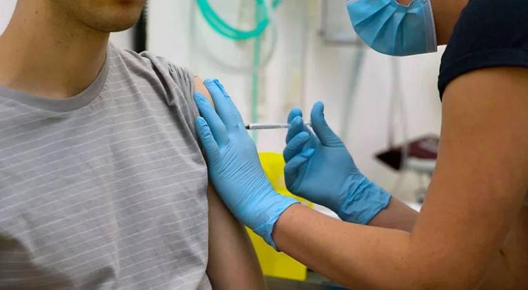 Supremo de Brasil presiona a gobierno sobre vacunación antiCovid-19