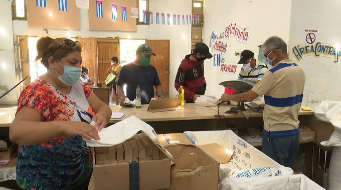 Garantizan en Las Tunas productos de aseo personal en la red de distribución minorista