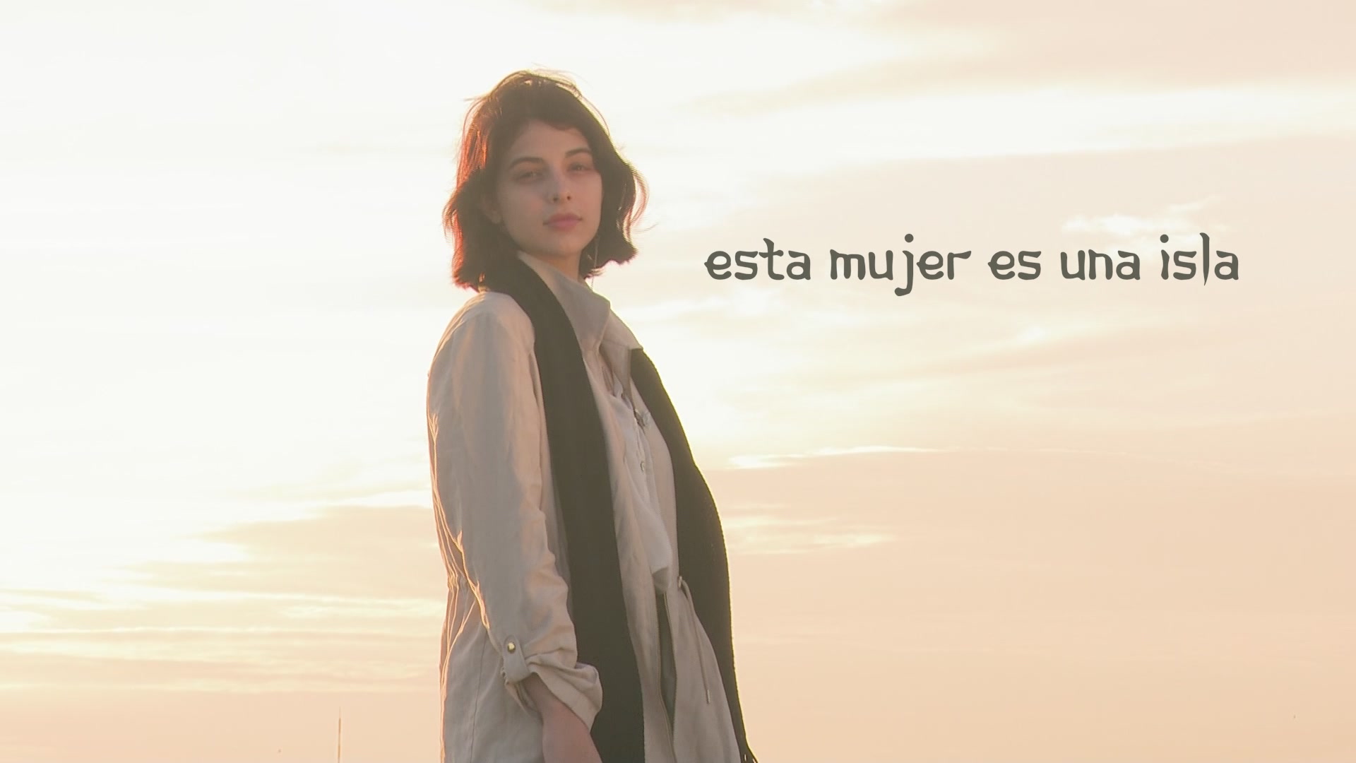 Esta mujer es una isla