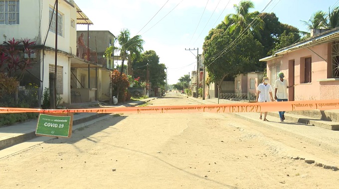 Extreman medidas sanitarias en comunidades en cuarentena de Las Tunas