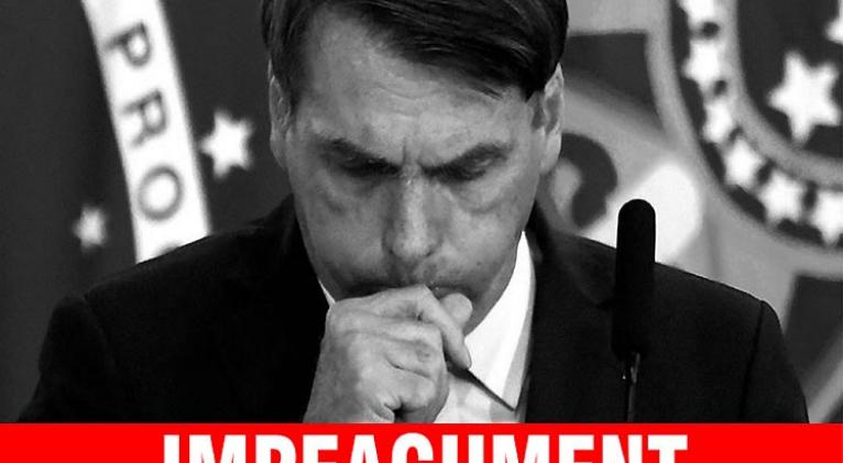 Bolsonaro afronta 2021 entre pedidos de destitución y retos