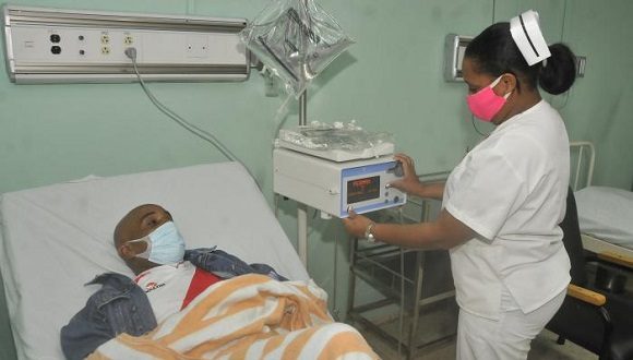 Cuba investiga secuelas renales en pacientes contagiados por la COVID-19