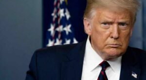 Trump cree aún es "pronto" para anunciar si se presenta en 2024