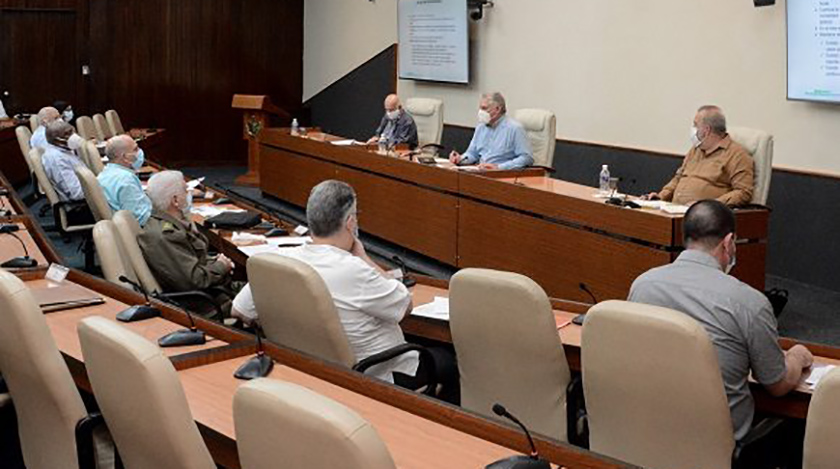 COVID-19: ambivalentes resultados en las provincias no dan paso al optimismo