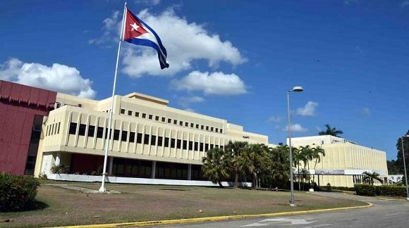 Cuba y China desarrollan en conjunto vacuna contra nuevas cepas del SARS-CoV-2