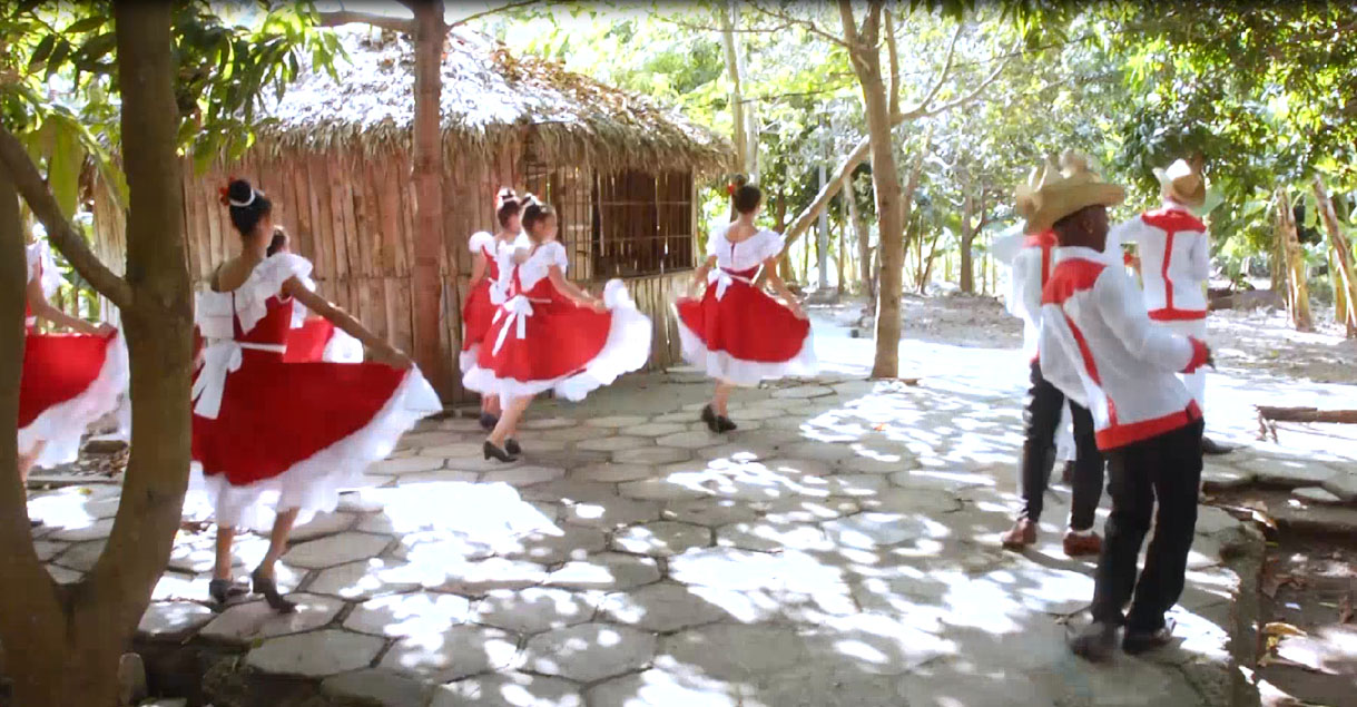 Claroscuro: Acontecer cultural