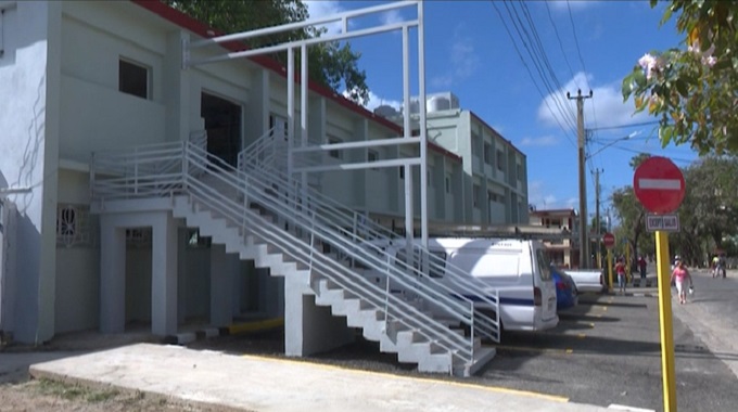 A punto de concluir obras del nuevo laboratorio de biología molecular de #LasTunas