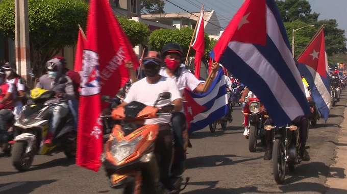 Tuneros se suman masivamente a la campaña contra el bloqueo norteamericano