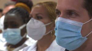 Intercambian colaboradores de la salud de #LasTunas con las máximas autoridades del país