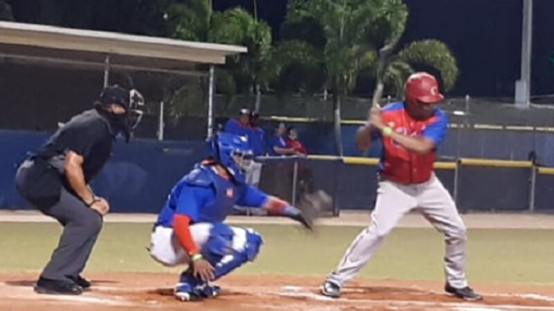 Béisbol: Samón se soltó y Cuba venció 9-4 a República Dominicana