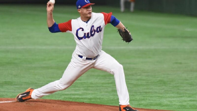 Lázaro Blanco contra Venezuela en inicio del preolímpico de béisbol