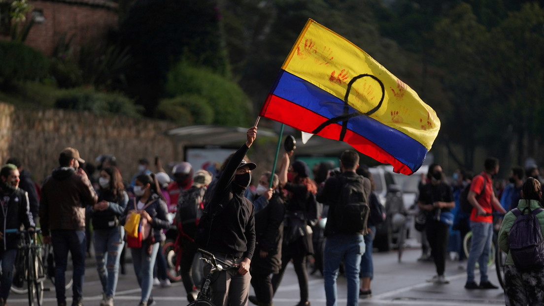 «Colombia no puede soportar más esto»: el cantante J. Balvin llama a parar la «guerra civil» en su país y a la no violencia en las protestas