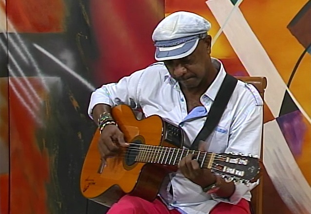Con Música: Richard Gómez