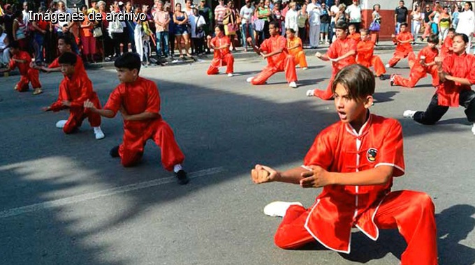 Avalan calidad de la escuela tunera de Wushu Kung Fu