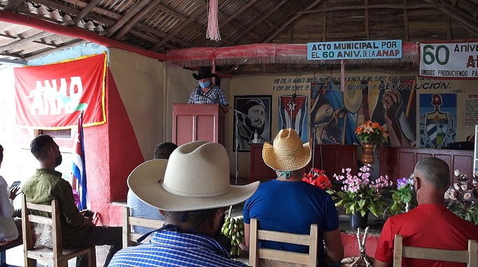 Realizan en #Amancio el acto municipal por el aniversario 60 de la #ANAP