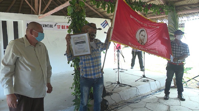 Celebran en Las Tunas el aniversario 60 de la ANAP y el Día del Campesino
