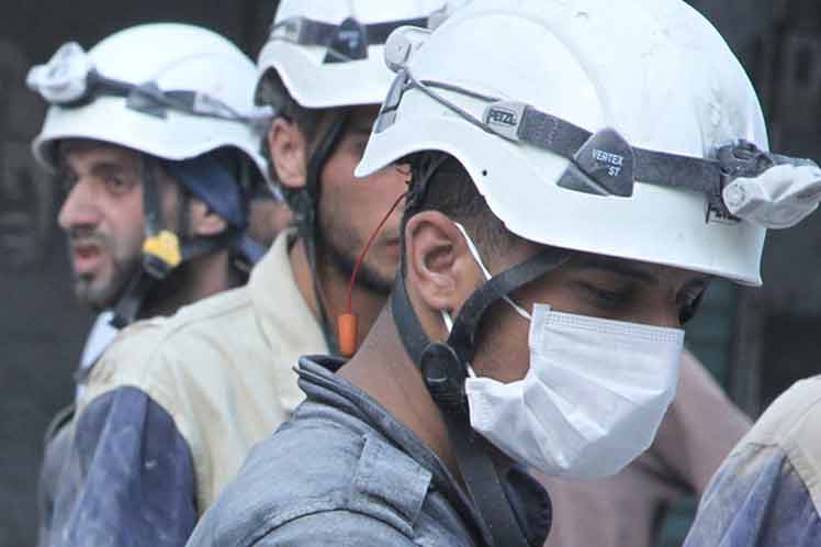 Rusia denuncia que terroristas preparan una provocación en Siria con el uso de sustancias tóxicas y la participación de los Cascos Blancos