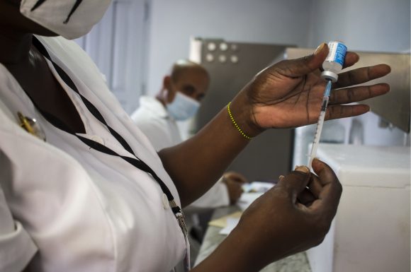 Un millón de cubanos han recibido las tres dosis de los candidatos vacunales