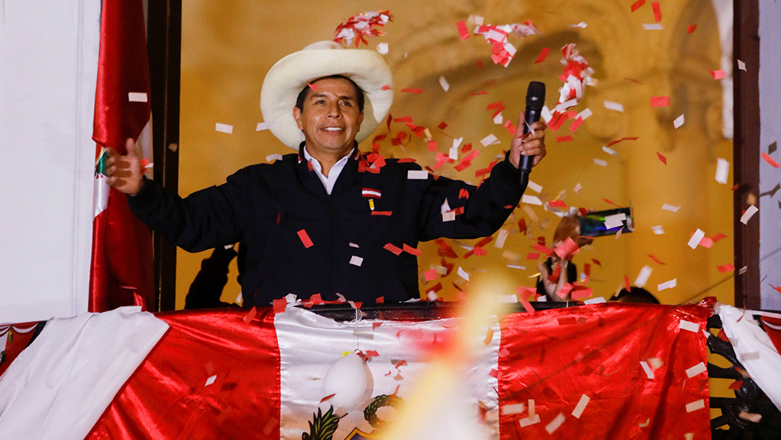 «Seremos un gobierno respetuoso de la democracia»: Pedro Castillo se declara ganador adelantándose al resultado oficial