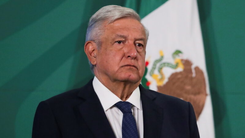 López Obrador pide perdón por el asesinato de 120 estudiantes hace 50 años en la 'masacre del Halconazo'