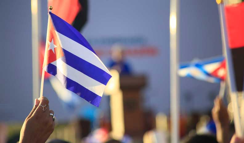 Frente a la injerencia, por el fin del bloqueo y el respeto a la soberanía de Cuba