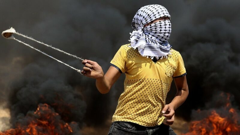 Unos 270 palestinos resultan heridos en enfrentamientos con militares israelíes, que usaron gases lacrimógenos y abrieron fuego en Cisjordania