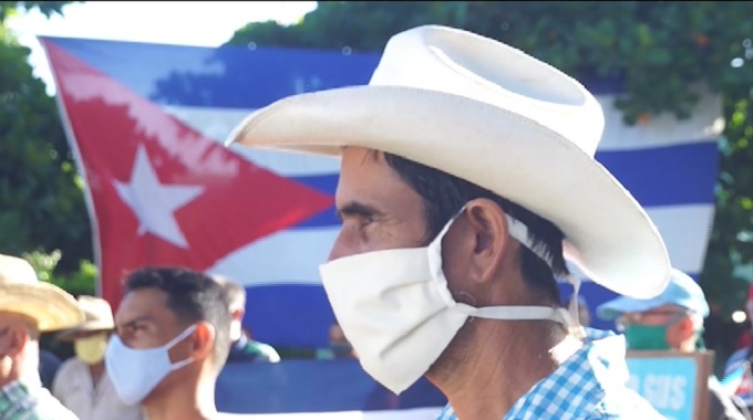 Campesinos en Las Tunas defenderán la obra de Fidel