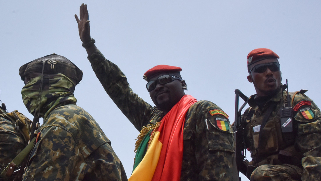 ¿Quién es Mamady Doumbouya, jefe de fuerzas especiales de Guinea y el hombre detrás el golpe en ese país clave para la producción mundial de aluminio?