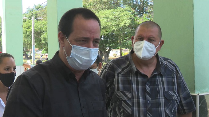 Evalúa Ministro de Salud implementación de medidas en Las Tunas para enfrentar la pandemia