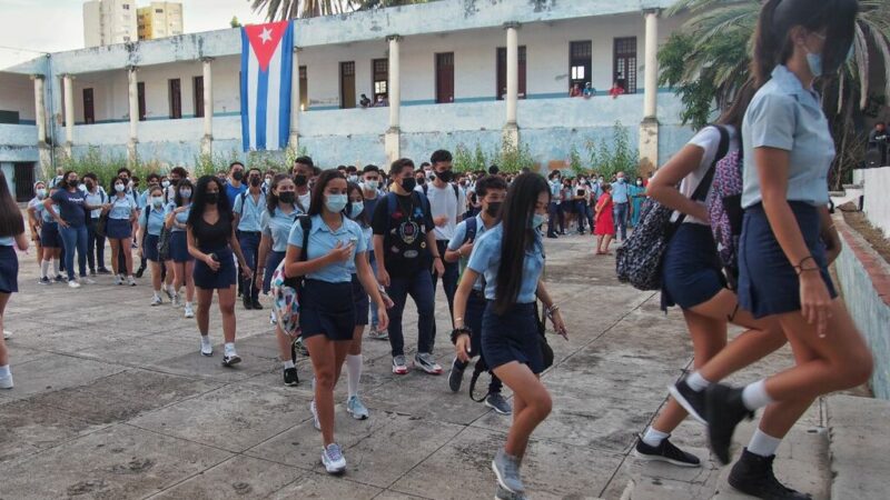Un día tremendamente feliz para la educación cubana (+Video)