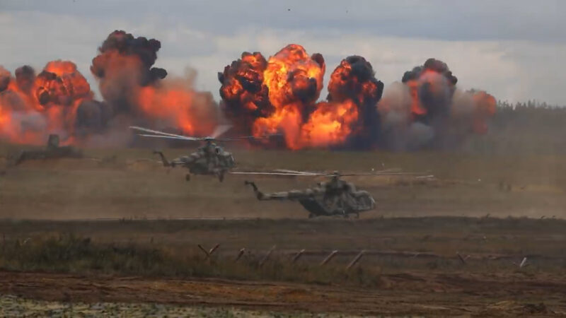 200.000 efectivos, más de 80 aeronaves y cientos de tanques y cañones: así fueron las maniobras estratégicas ruso-bielorrusas Zapad-2021 (VIDEO)