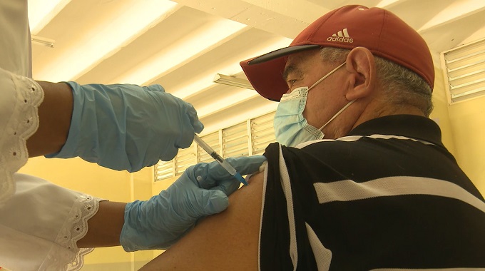 Completan su ciclo vacunatorio en Las Tunas más de 155 mil habitantes